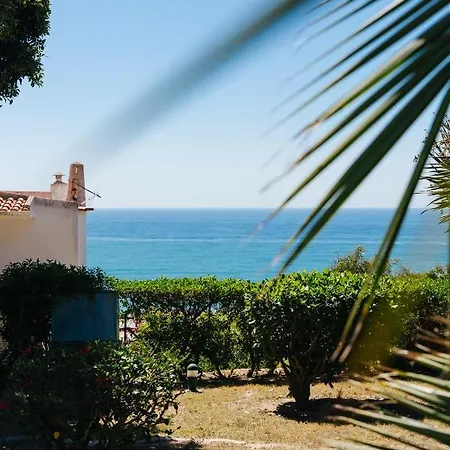 Great View To Sea, With Pool Vila