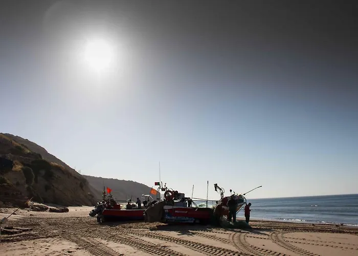 Villa Great View To Sea, With Pool Salema